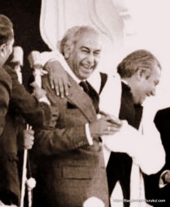 Mujib and Bhutto burst out laughing in the Shalimar Garden